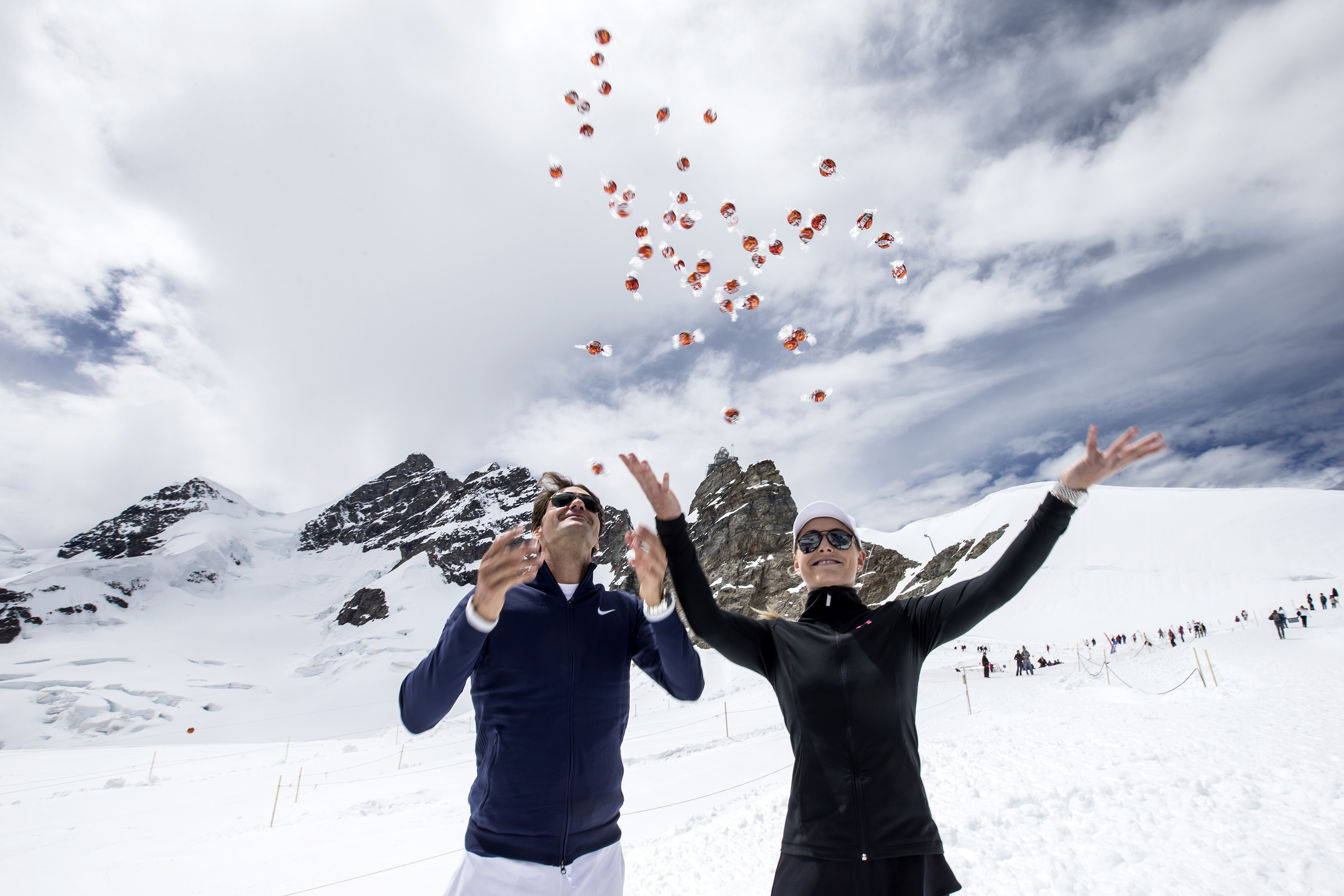 SCHWEIZ JUNGFRAUJOCH ROGER FEDERER LINDT FAB News