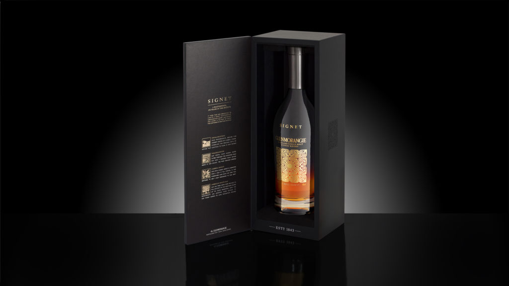 Signet New Pack 3 QUARTER View_2560x1440