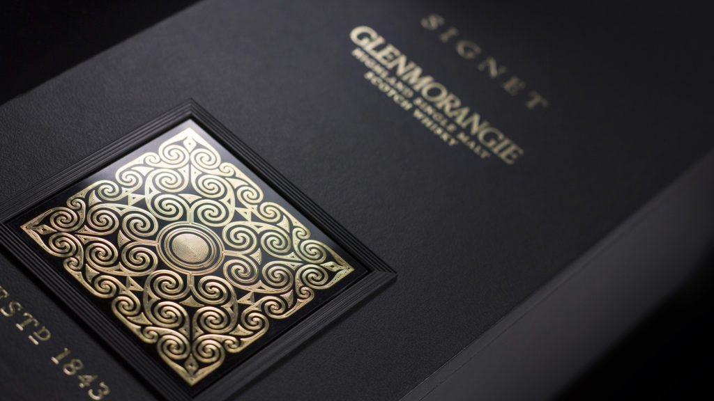 Signet New Pack CLOSE UP Shot_2560x1440